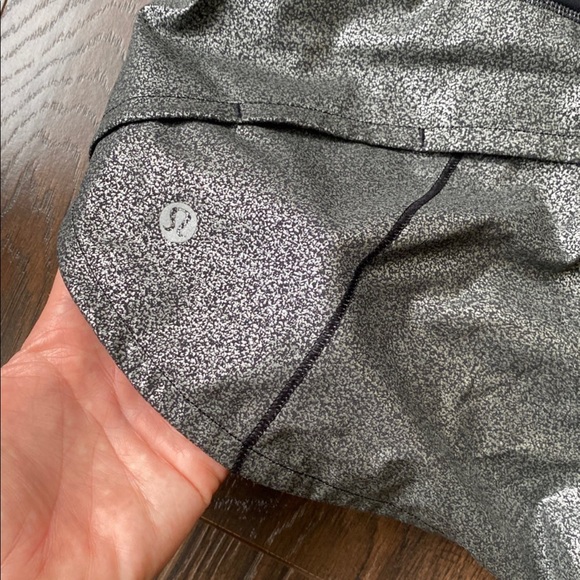 Lululemon Speed Up Sparkle Foil Shorts - Picture 6 of 6